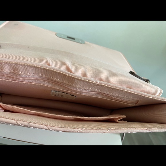 A New Day Crossbody Purse - Picture 8 of 11